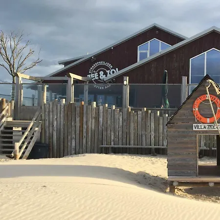 Zijperweg Vlakbij Zee, En Bos * Petten